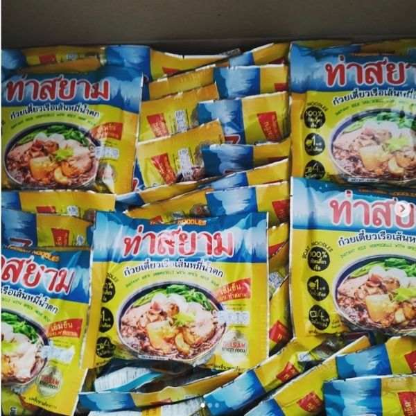 ก๋วยเตี๋ยวเรือเส้นหมี่น้ำตก 120g (10ซอง)