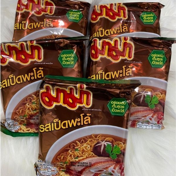 บะหมี่กึ่งสำเร็จรูป รสเป็ดพะโล้ ( 55g x แพ็ค 6 ซอง )