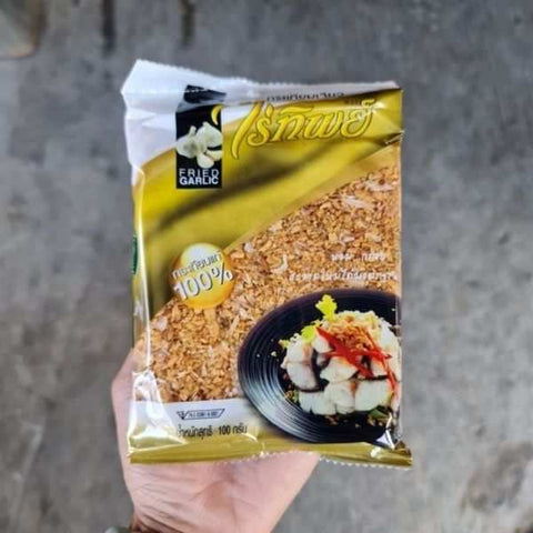 Fried garlic 100g packaging by ไร่ทิพย์, enhancing flavor and aroma for various dishes.